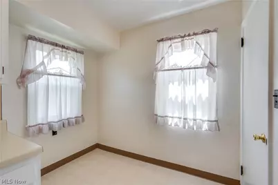 1701 Brown Street, Akron, OH 44301 - Photo 13