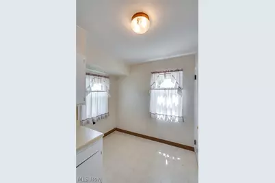 1701 Brown Street, Akron, OH 44301 - Photo 5