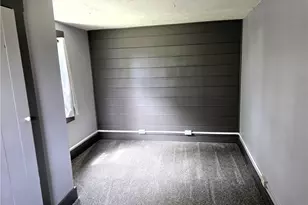 24936 Canal St, East Rochester, OH 44625 - Photo 9