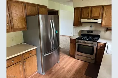 1505 Democracy Drive NW, North Canton, OH 44720 - Photo 7