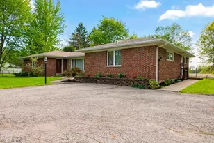13720 Durkee Rd, Grafton, OH 44044 - Photo 3