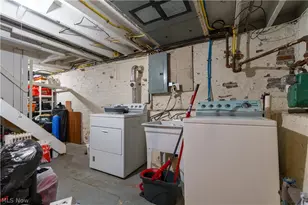 105 Westwood Ave, Akron, OH 44302 - Photo 23