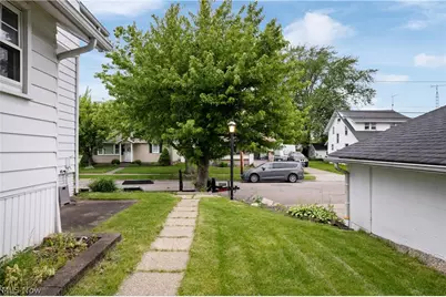2206 S Linden Avenue, Alliance, OH 44601 - Photo 31