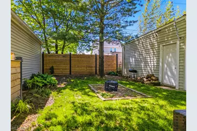 2218 Wyandotte Avenue, Oakwood, OH 44107 - Photo 27
