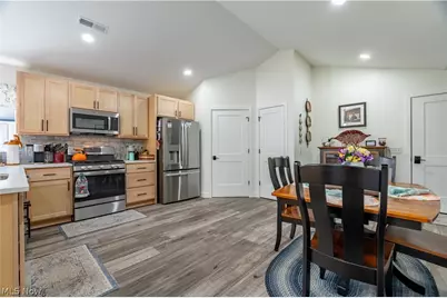 1021 Sycamore Lane, Millersburg, OH 44654 - Photo 7