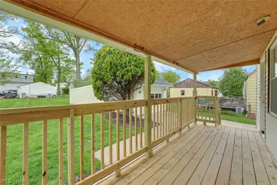 29050 Edgewood Drive, Willowick, OH 44095 - Photo 27