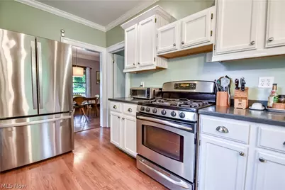 1220 Yellowstone Road, Cleveland Heights, OH 44121 - Photo 7