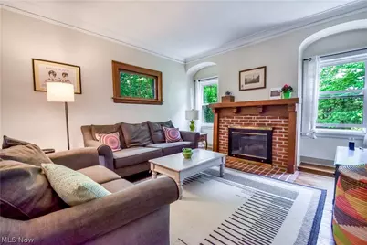 1220 Yellowstone Road, Cleveland Heights, OH 44121 - Photo 9