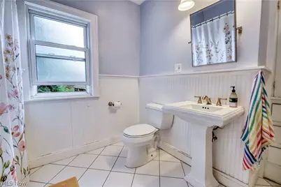 1220 Yellowstone Road, Cleveland Heights, OH 44121 - Photo 29