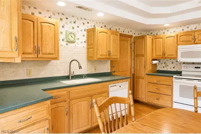 1561 Granger Road, Medina, OH 44256 - Photo 5