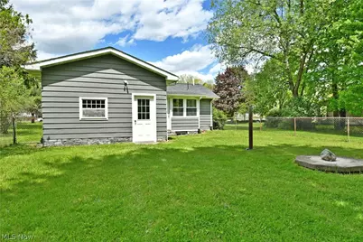 6610 Chestnut Ridge Road, Hubbard, OH 44425 - Photo 9
