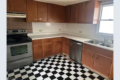 501 Riverside Drive, St Marys, WV 26170 - Photo 9