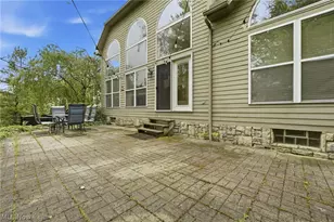 33984 Crown Colony Dr, Avon, OH 44011 - Photo 45
