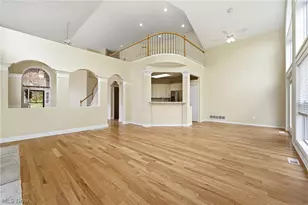 33984 Crown Colony Dr, Avon, OH 44011 - Photo 5