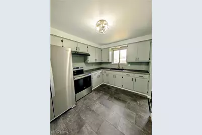16116 Lanier Avenue, Strongsville, OH 44136 - Photo 9