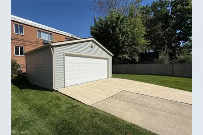 1369 Park Row, Oakwood, OH 44107 - Photo 3