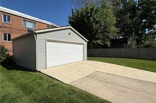 1369 Park Row, Oakwood, OH 44107 - Photo 3