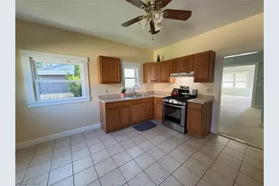 1369 Park Row, Oakwood, OH 44107 - Photo 13