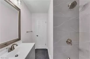 4380 Prasse Rd, South Euclid, OH 44121 - Photo 13