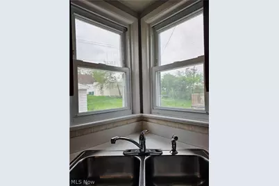 15804 Northwood Avenue, Maple Heights, OH 44137 - Photo 5