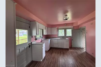 323 Galation St, Glenmont, OH 44628 - Photo 13