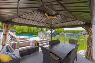 35779 Crystal Creek Ct, Grafton, OH 44044 - Photo 13