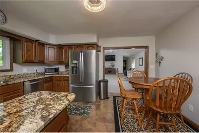 2677 Summit Road, Akron, OH 44321 - Photo 5