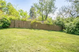 1706 31st St NW, Canton, OH 44709 - Photo 21