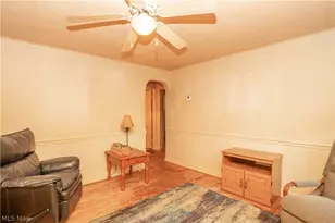 1706 31st St NW, Canton, OH 44709 - Photo 5