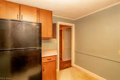 1706 31st Street NW, Canton, OH 44709 - Photo 9