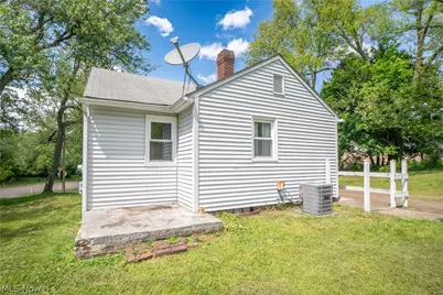 1706 31st Street NW, Canton, OH 44709 - Photo 19