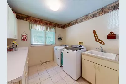 857 Hardwood Court, Mayfield Village, OH 44040 - Photo 39