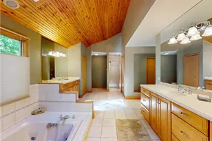 857 Hardwood Ct, Mayfield Village, OH 44040 - Photo 25