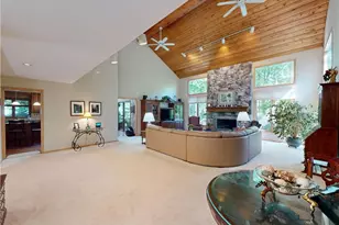 857 Hardwood Ct, Mayfield Village, OH 44040 - Photo 5