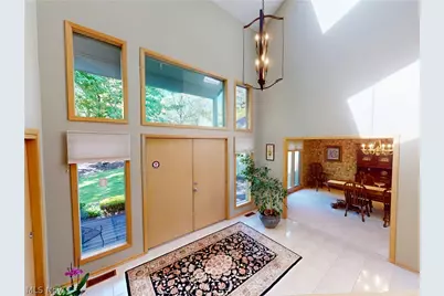 857 Hardwood Court, Mayfield Village, OH 44040 - Photo 3
