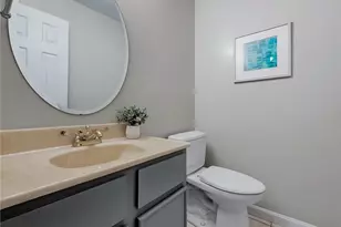 6982 Carol Dr, Independence, OH 44131 - Photo 17