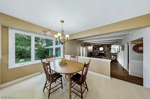 6982 Carol Dr, Independence, OH 44131 - Photo 11