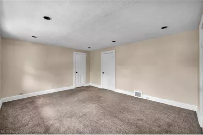3333 Beechwood Avenue, Cleveland Heights, OH 44118 - Photo 17
