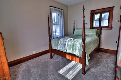 822 Main Street, Coshocton, OH 43812 - Photo 7
