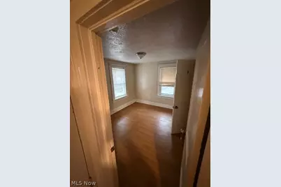 1215 Dueber Avenue SW, Canton, OH 44706 - Photo 9