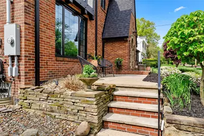 710 Mentor Road, Akron, OH 44303 - Photo 5
