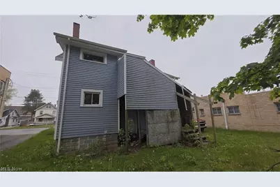 1934 E Midlothian Boulevard, Youngstown, OH 44502 - Photo 5