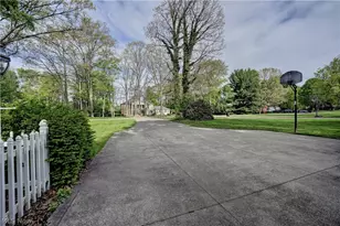 1036 Briarview Ave NW, North Canton, OH 44720 - Photo 49