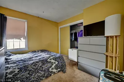1036 Briarview Avenue NW, North Canton, OH 44720 - Photo 25