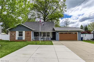 537 Eric Dr, Tallmadge, OH 44278 - Photo 1