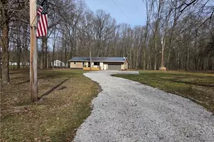 1075 NE River Rd, Lake Milton, OH 44429 - Photo 47