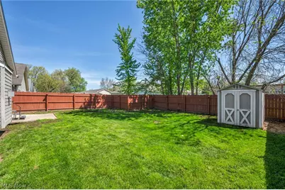 325 Longfellow Street, Elyria, OH 44035 - Photo 43