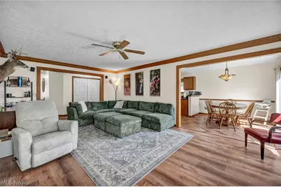325 Longfellow Street, Elyria, OH 44035 - Photo 21