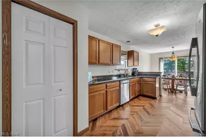 325 Longfellow Street, Elyria, OH 44035 - Photo 7
