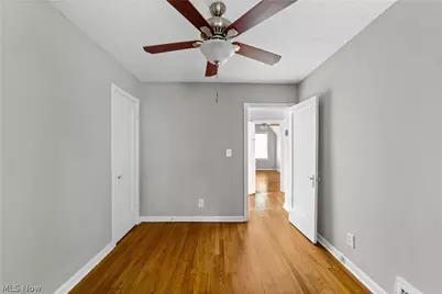 5688 Shawnee Drive, Lyndhurst, OH 44124 - Photo 17